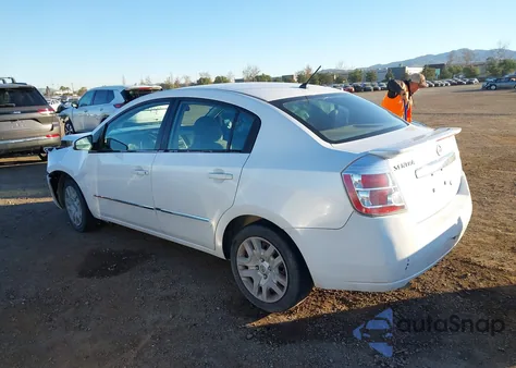 2011 Nissan Sentra 2.0S из США, поврежденный, VIN 3N1AB6AP1BL713771